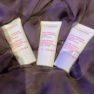 Clarins Gentle Refiner Exfoliating Microbeads